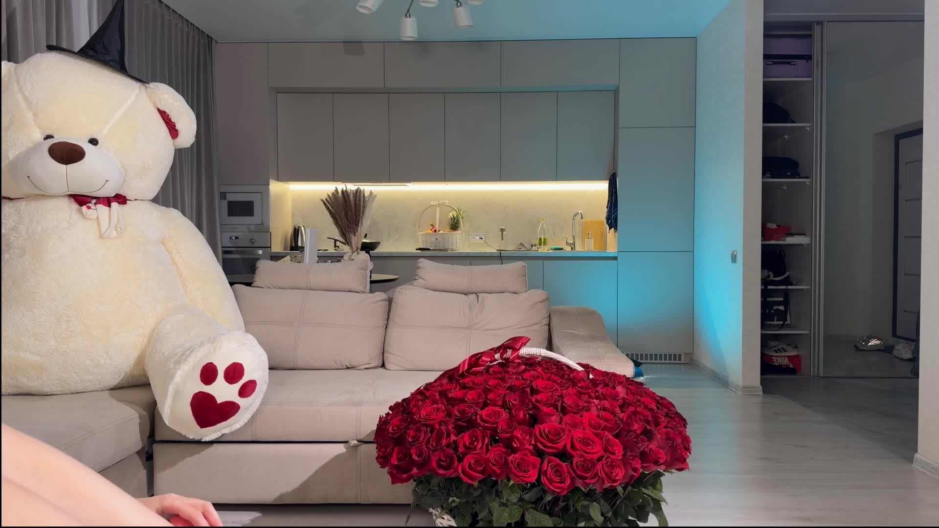 Sofi-Mi Live Sex December 12, 2025