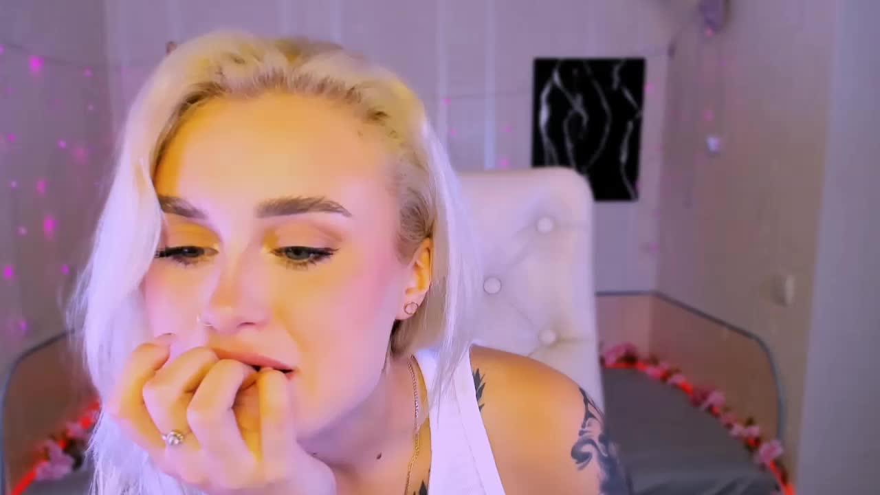 Ravenaaaa Live Sex December 13, 2025