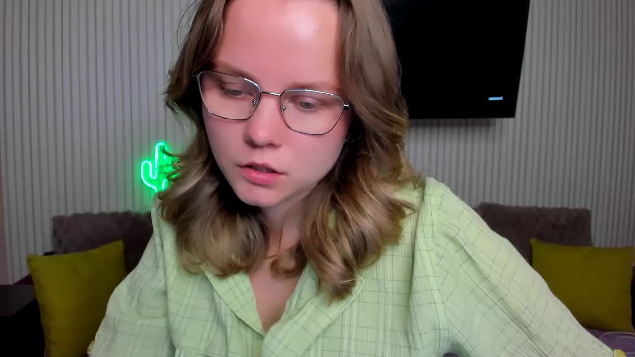 milalapka Live Sex December 17, 2025