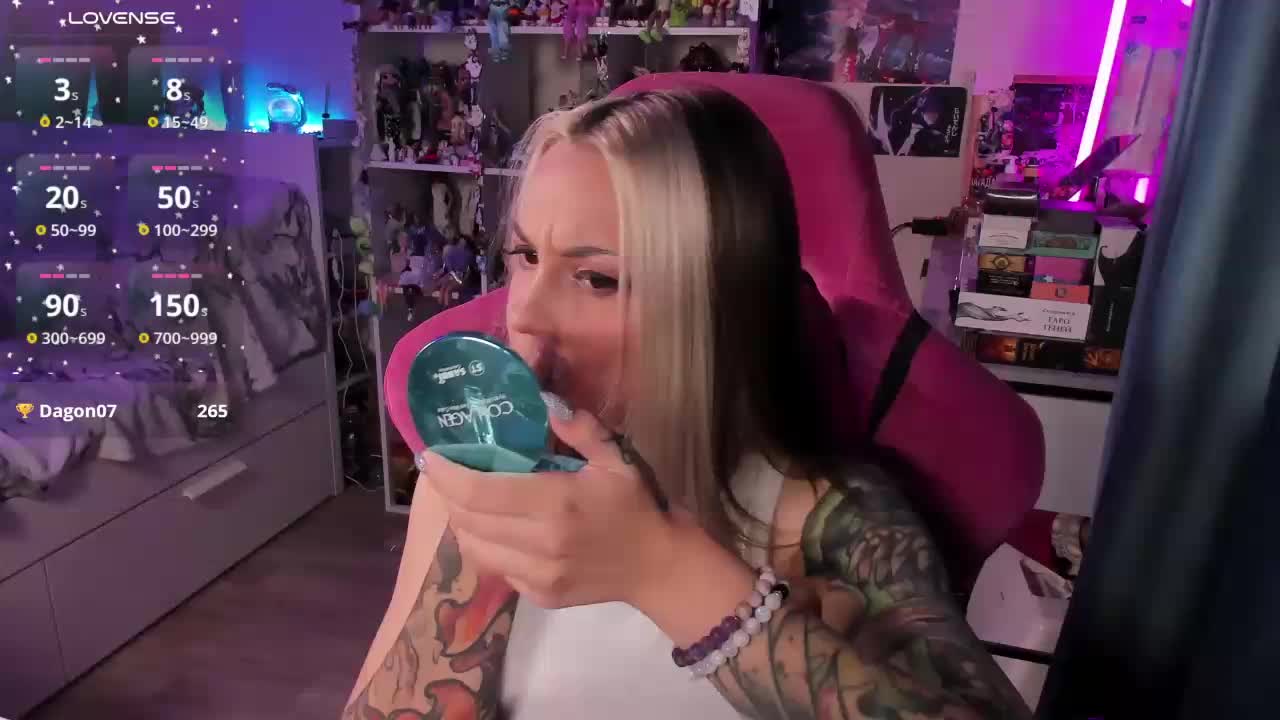 ChloeKohaku Live Sex December 13, 2025