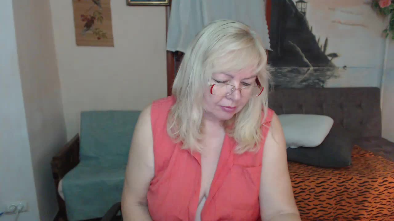 EvelynLoveShy Live Sex December 17, 2025