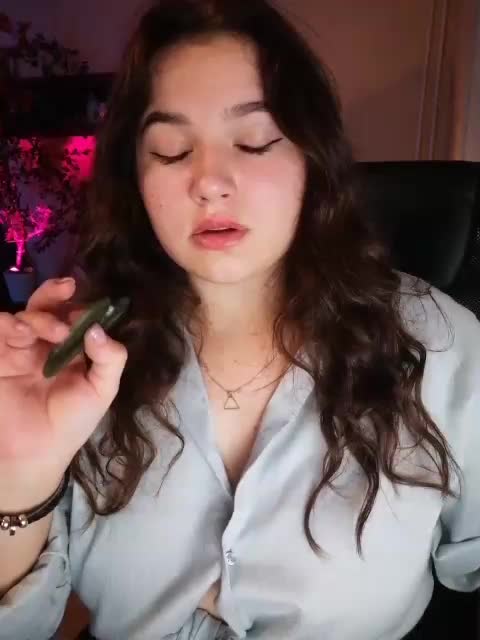 JuliaHesperaks Live Sex December 13, 2025