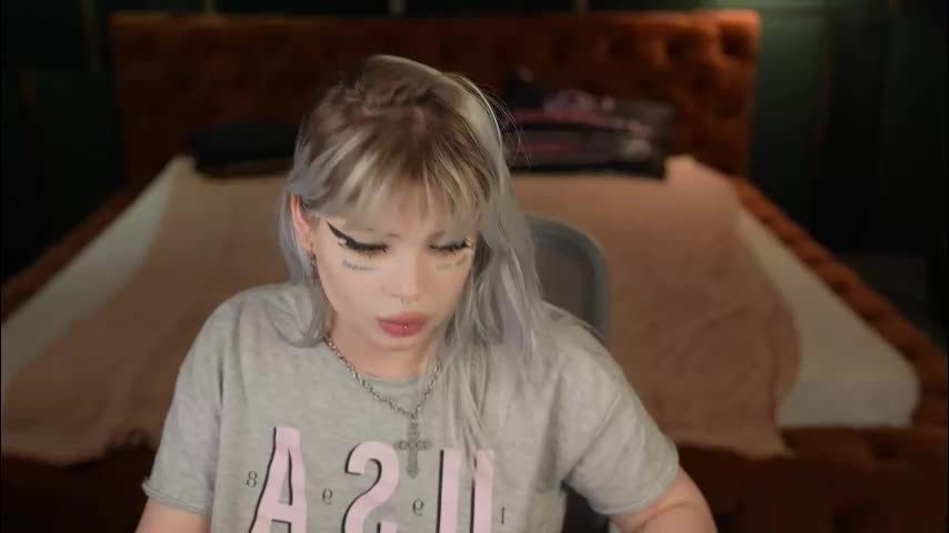 sweetdesiree_ Live Sex December 17, 2025