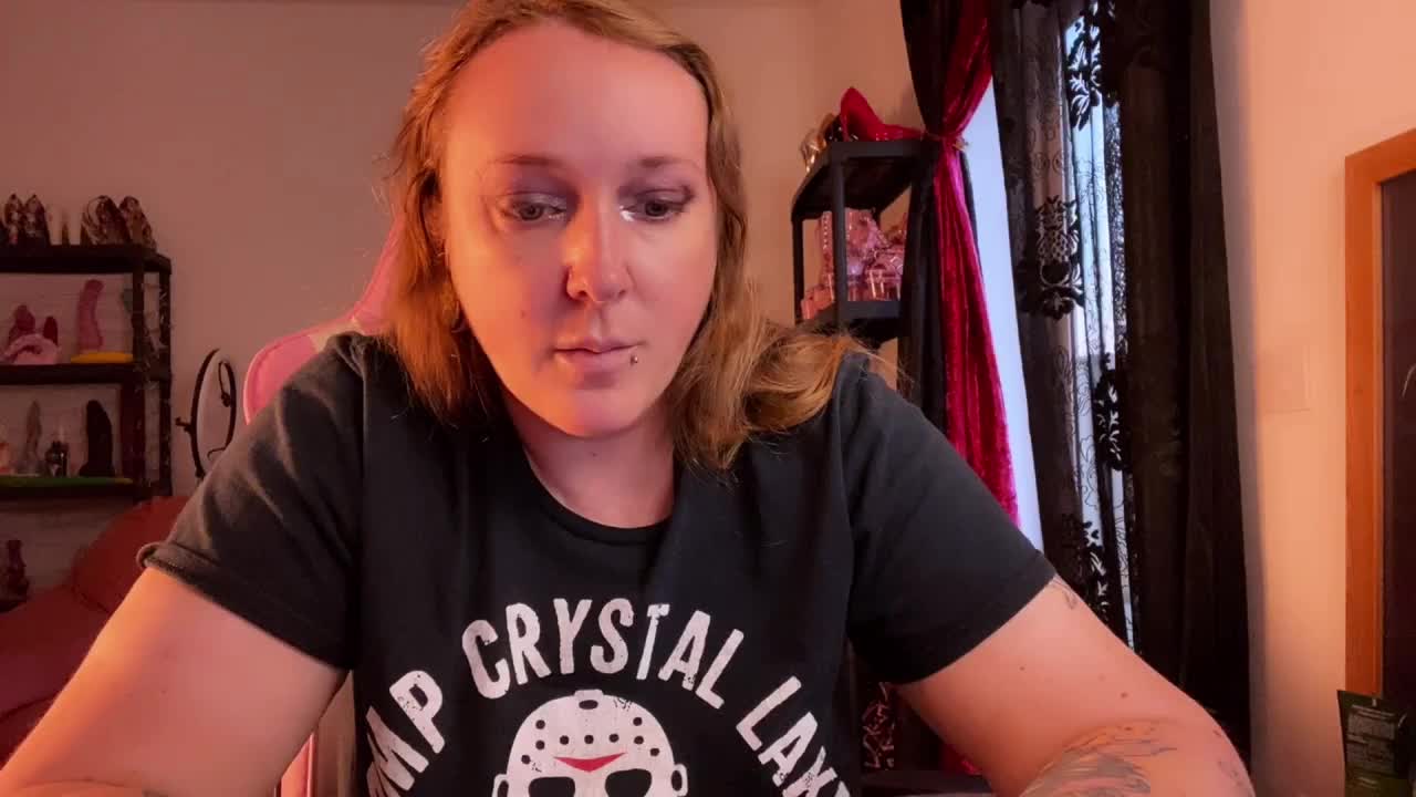 NylonQueen Live Sex December 13, 2025