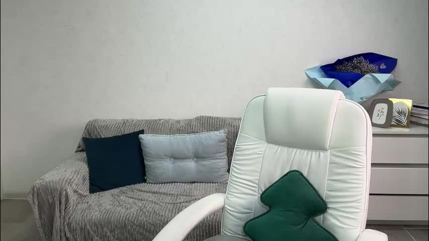 evajuly Live Sex December 13, 2025