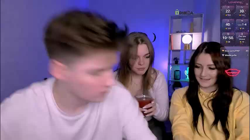 veronica_bubble Live Sex December 17, 2025