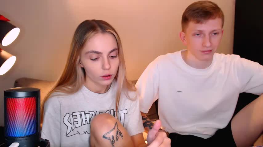 juliaanddima Live Sex December 17, 2025