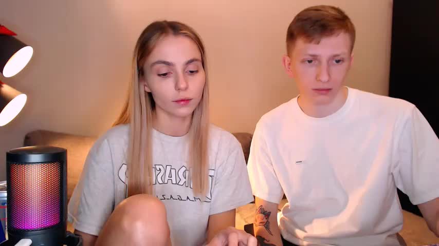 juliaanddima Live Sex December 17, 2025