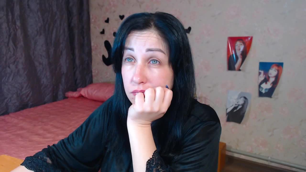 JillStevens Live Sex December 17, 2025