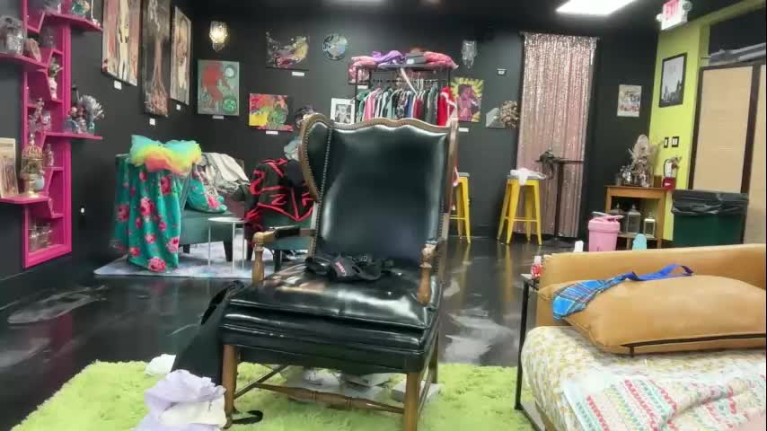 matchingtracksuits Live Sex November 10, 2025