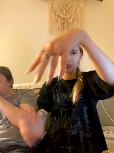 lina_wap Live Sex December 19, 2025