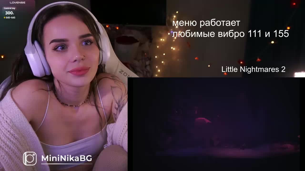MiniNika Live Sex December 14, 2025
