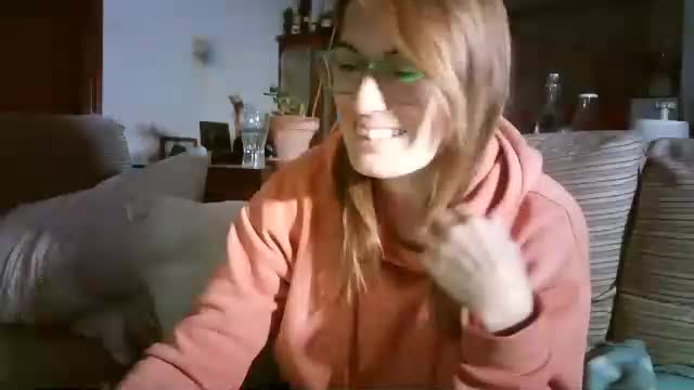 lolahueso Live Sex December 17, 2025