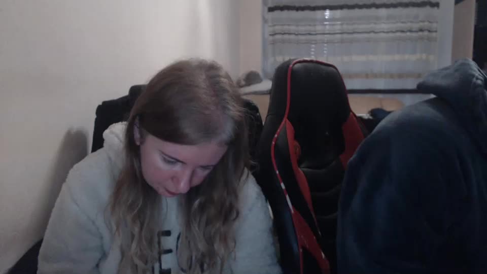 jenisandpeter Live Sex December 14, 2025