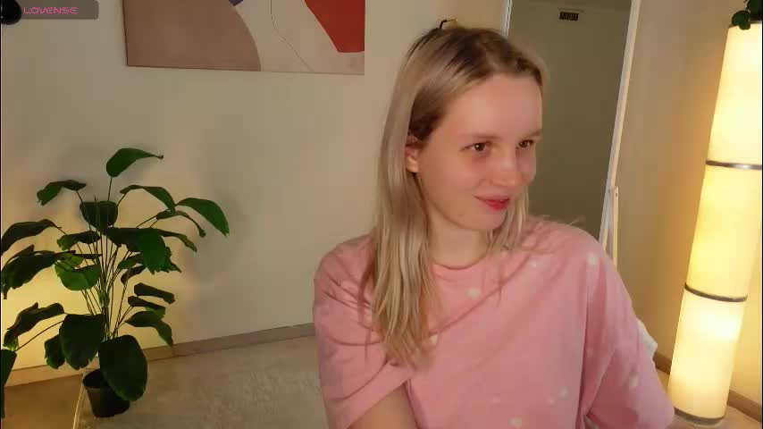 tinasiner Live Sex December 13, 2025