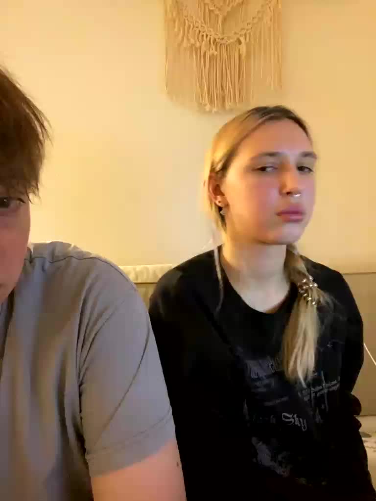 lina_wap Live Sex December 19, 2025