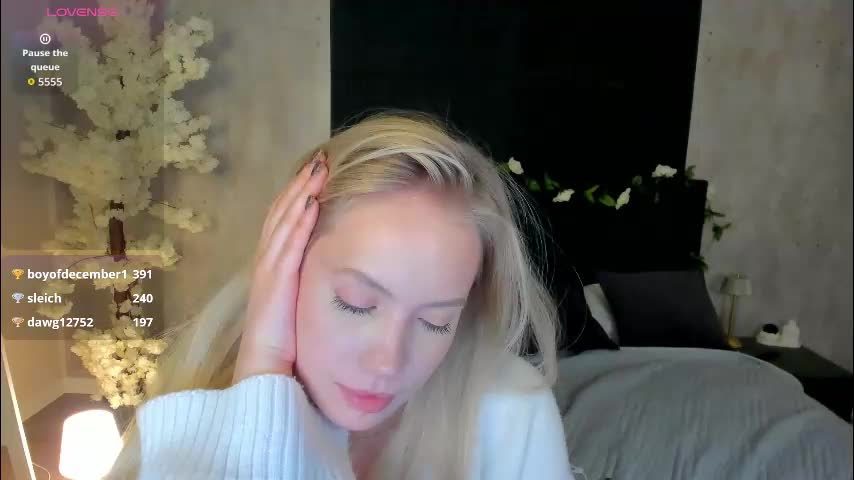 melanie_ryer Live Sex December 13, 2025