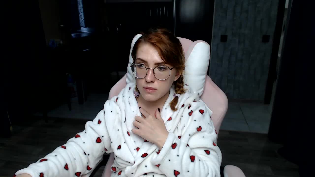 Regimasmile Live Sex December 13, 2025