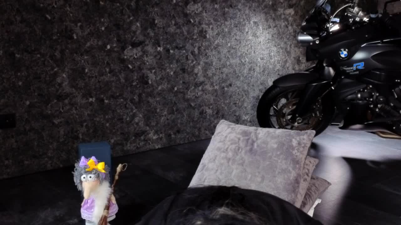 -BABAYAGA- Live Sex December 17, 2025