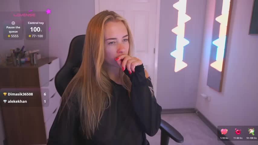 DanikaDillan Live Sex December 14, 2025