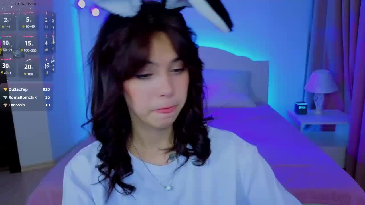 CoralineJones Live Sex December 17, 2025