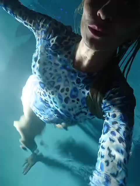 Blondi_Love Live Sex December 13, 2025