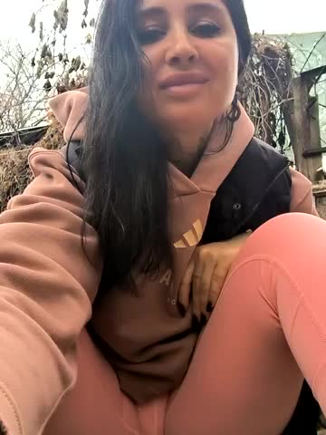 KikiXRed Live Sex December 14, 2025