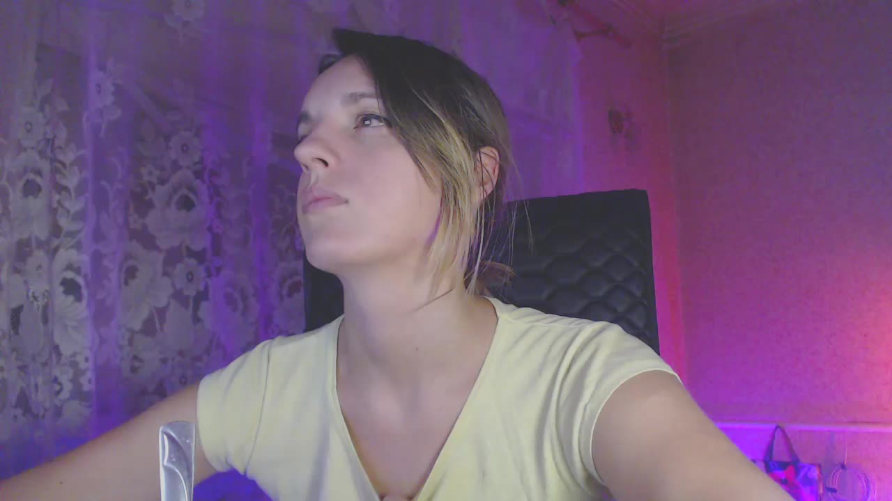 Babymuro4ka Live Sex December 15, 2025