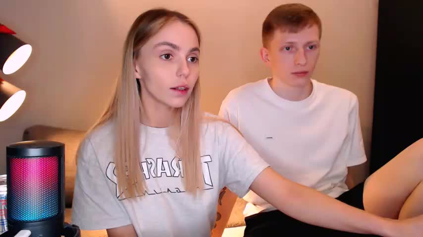 juliaanddima Live Sex December 17, 2025