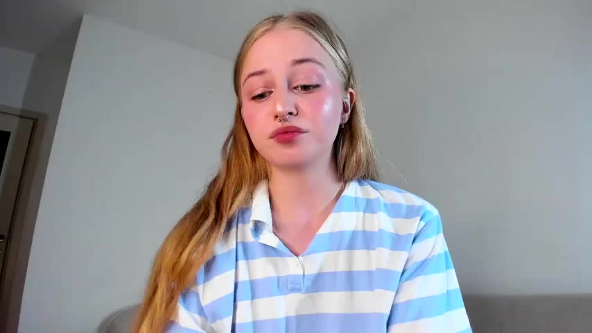 MiaMews Live Sex December 13, 2025