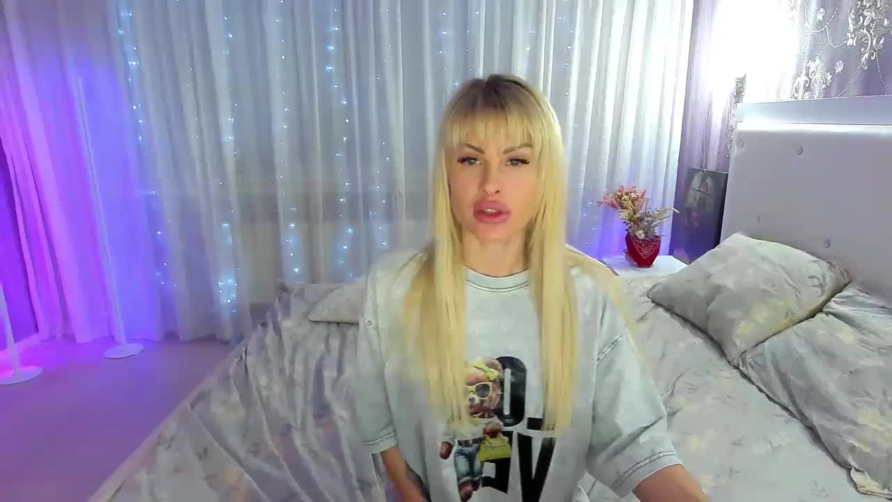 MirandaQueen Live Sex December 13, 2025