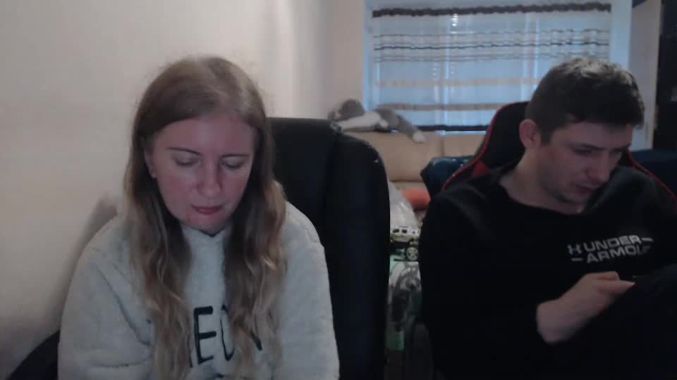 jenisandpeter Live Sex December 14, 2025