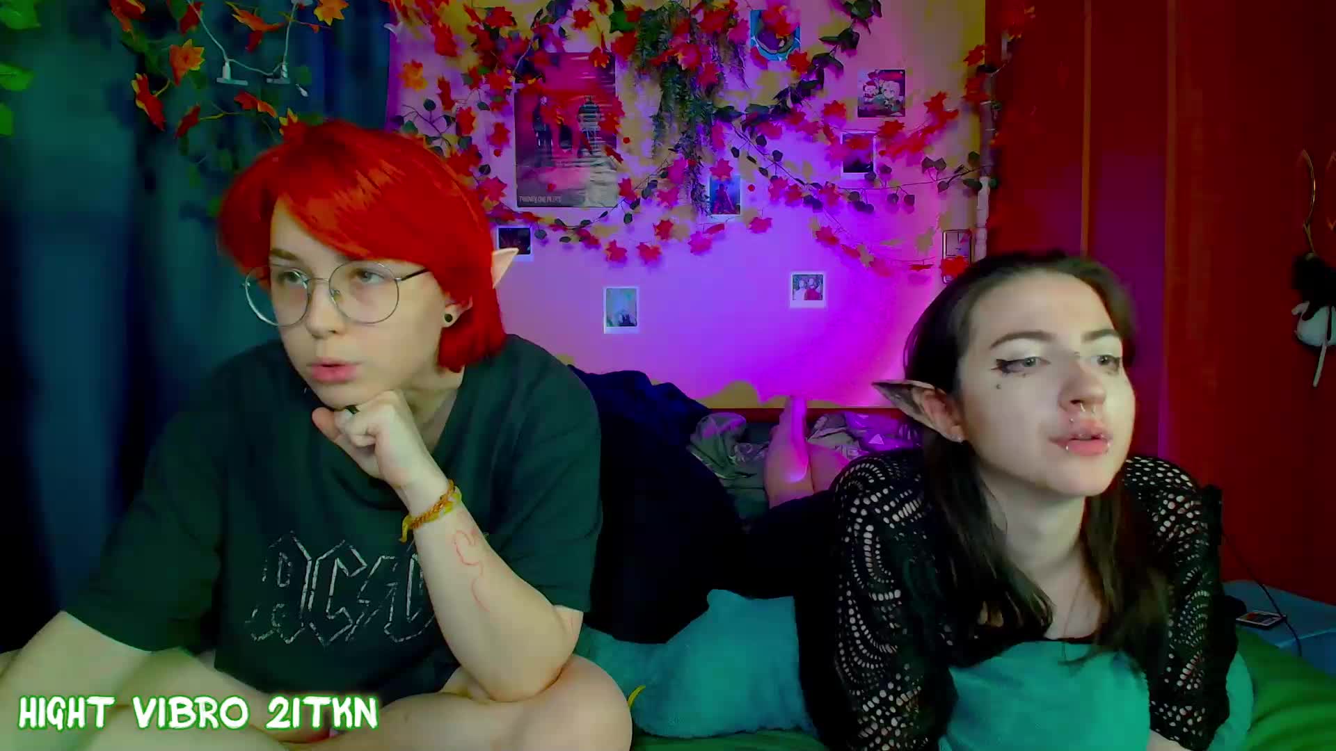 Tricky_Kitsune Live Sex December 17, 2025