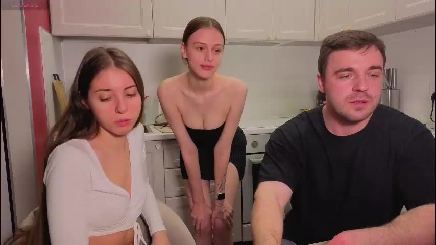 ihavepaws33 Live Sex December 13, 2025