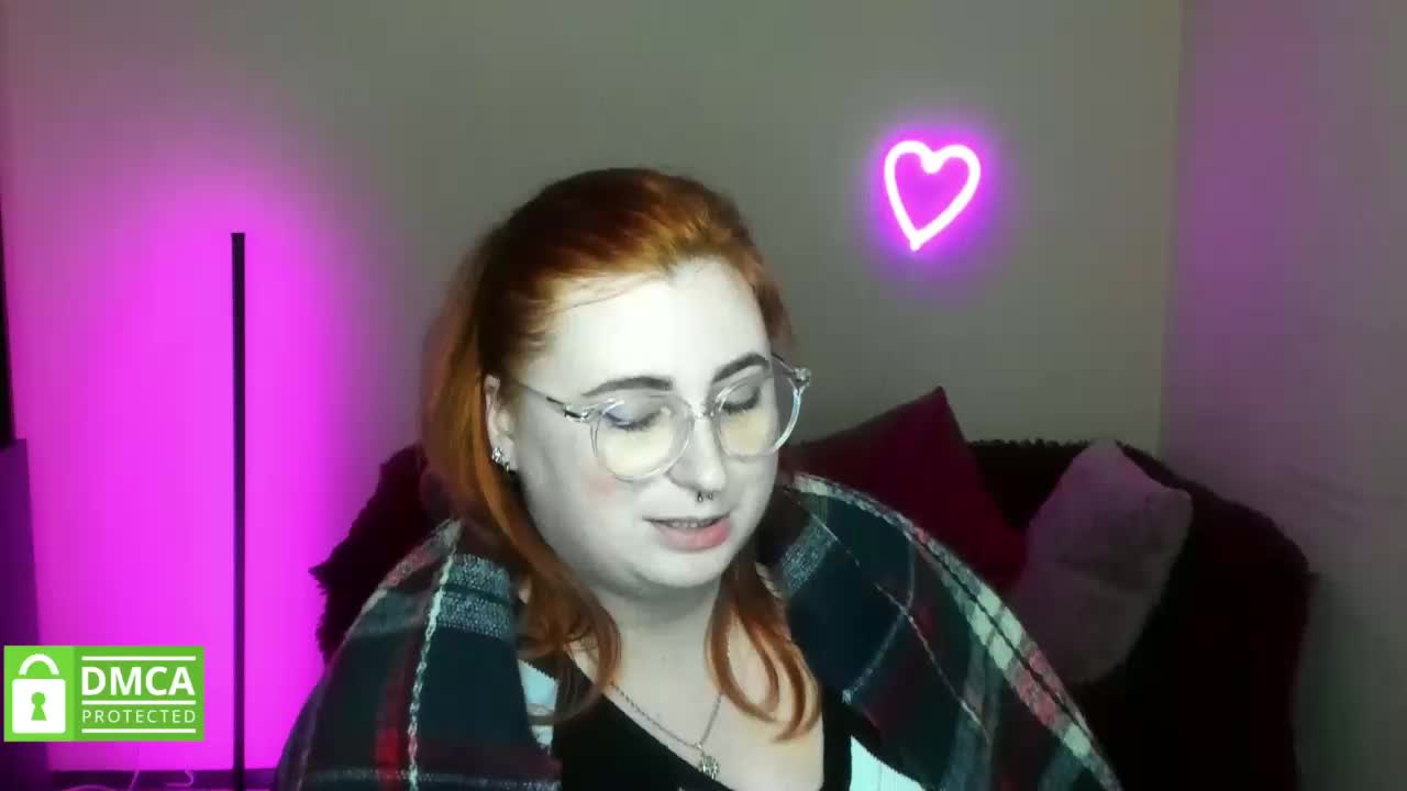 Aliciaredluv Live Sex December 13, 2025