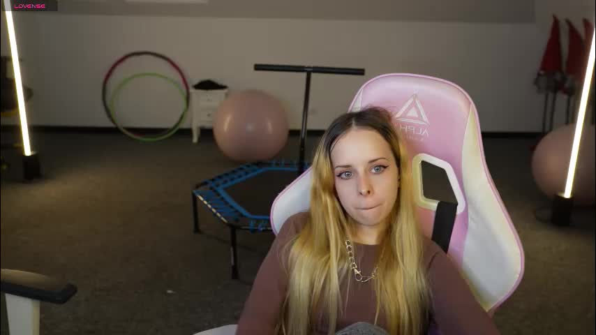 anabel_team054 Live Sex December 18, 2025