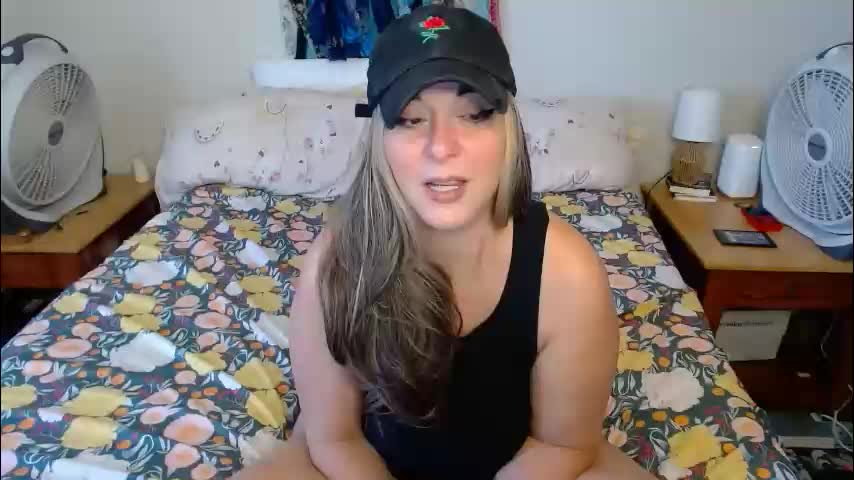 milfmonee Live Sex December 14, 2025