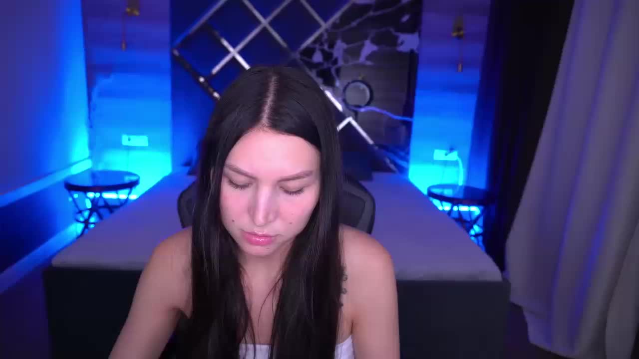 EliseVelour Live Sex December 13, 2025