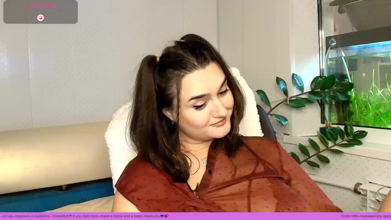 LinaCrave Live Sex December 15, 2025