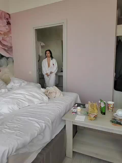 Alex80-201 Live Sex December 17, 2025