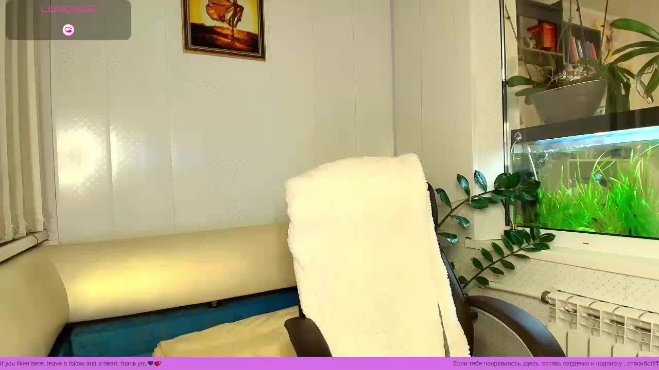 LinaCrave Live Sex December 15, 2025