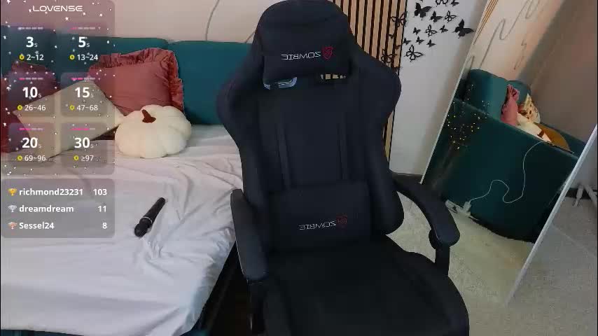 aisha_riley Live Sex December 14, 2025