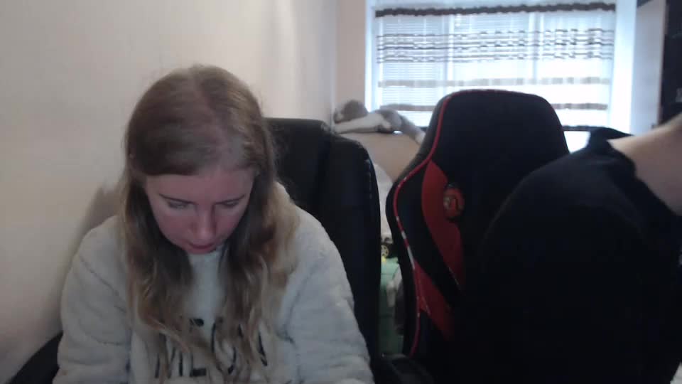 jenisandpeter Live Sex December 14, 2025