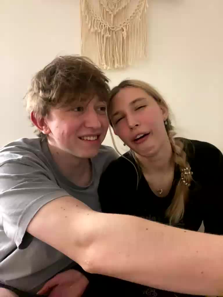 lina_wap Live Sex December 19, 2025