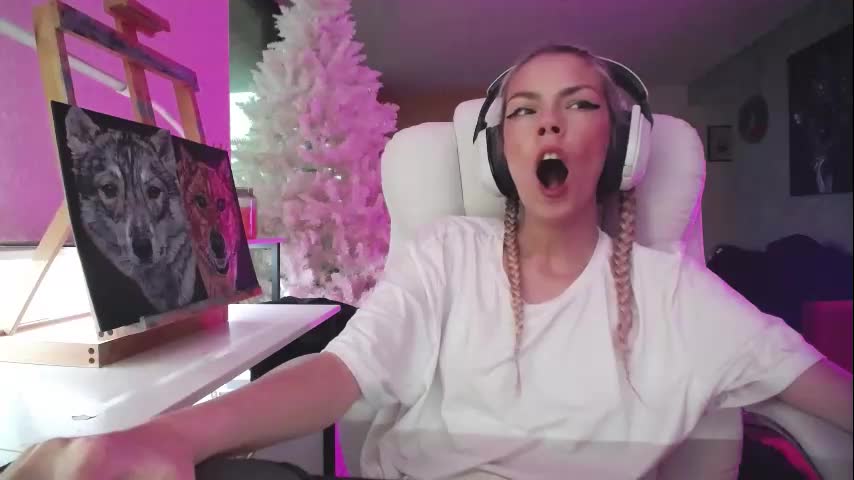 tinykylie Live Sex December 17, 2025