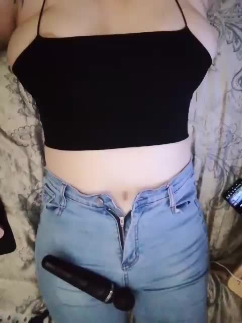 -Tiffany- Live Sex December 17, 2025