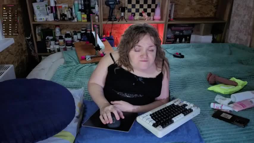 MiniNatalie Live Sex December 14, 2025