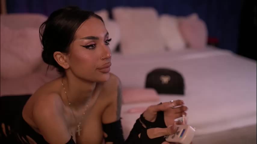 kimnatty Live Sex December 13, 2025