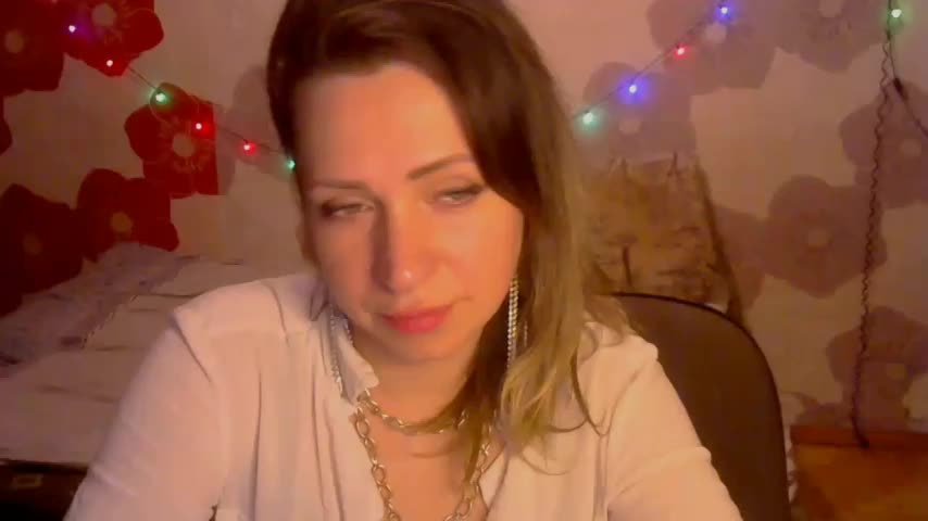 Queen_Daenerys Live Sex December 13, 2025