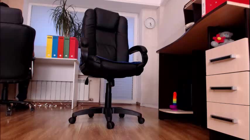 hottdoll611 Live Sex December 13, 2025